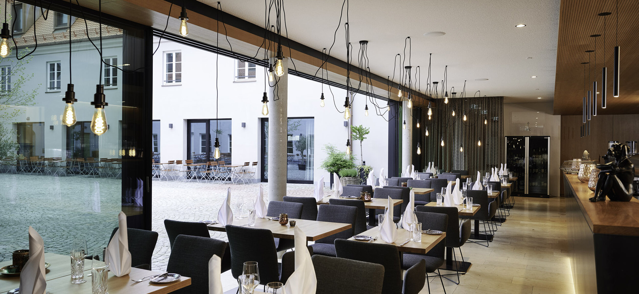 Otten Gastro Glas-Fassaden Solarlux cero II