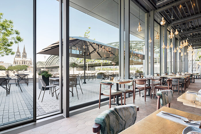 Otten Gastro Glas-Fassaden Solarlux cero III
