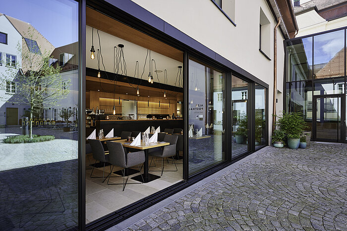 Otten Gastro Glas-Fassaden Solarlux cero II