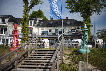 Otten Gastro Referenz Hof Sierksdorf Wintergarten Akzent Plus Glas-Faltwand Highline