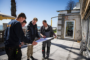 Otten Gastro Referenz Hof Sierksdorf Wintergarten Akzent Plus Glas-Faltwand Highline