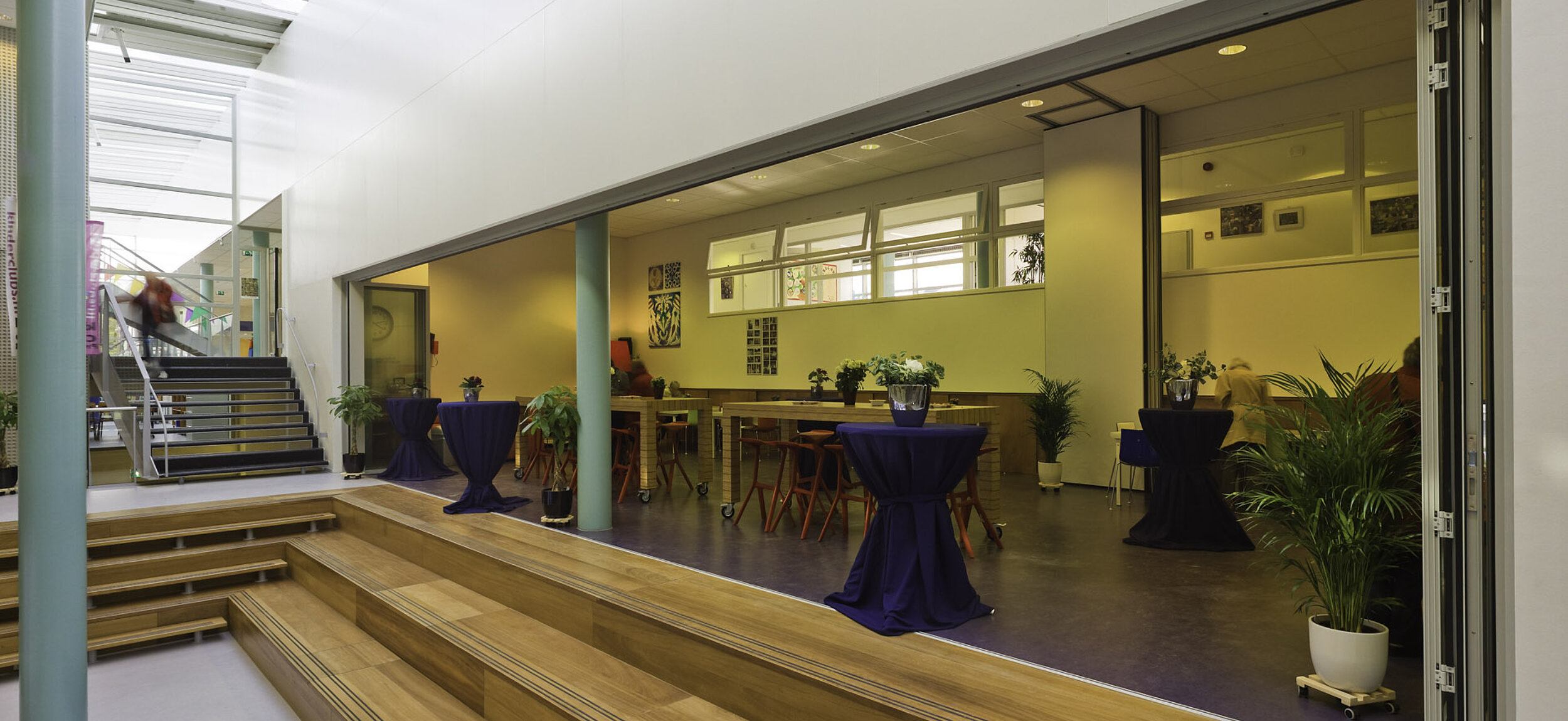 Otten Gastro Glasfassaden Solarlux Glas-Faltwand SL45